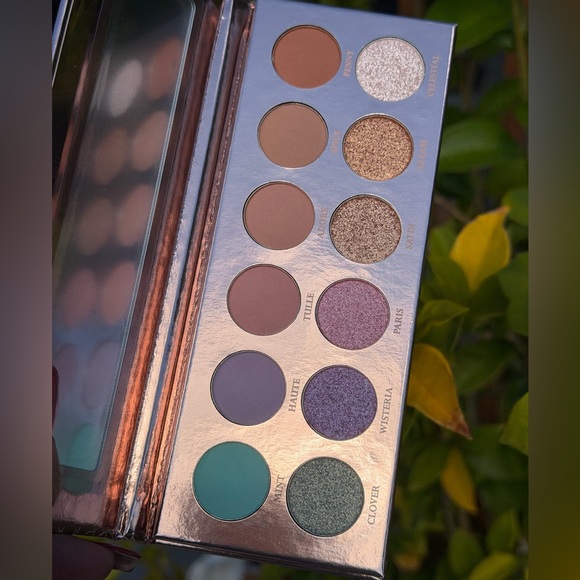 GIRLACTIK The Essential Eyeshadow Palette Vol 2 - Picture 11 of 11
